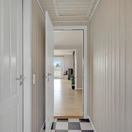 Beautiful In With House Sea View